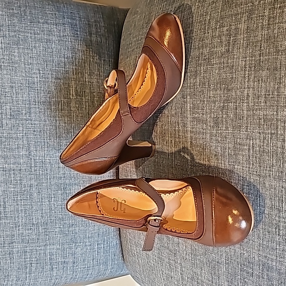 Journee Collection brown pumps heels, size 7.5